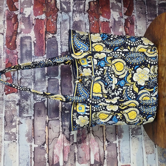 Vera Bradley "Ellie Blue" Go Round Tote Bag - Picture 2 of 10